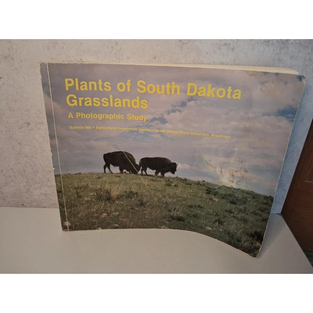 Plans of South Dakota Grasslands Photo Book Michael P. Berman 2015 Softcover